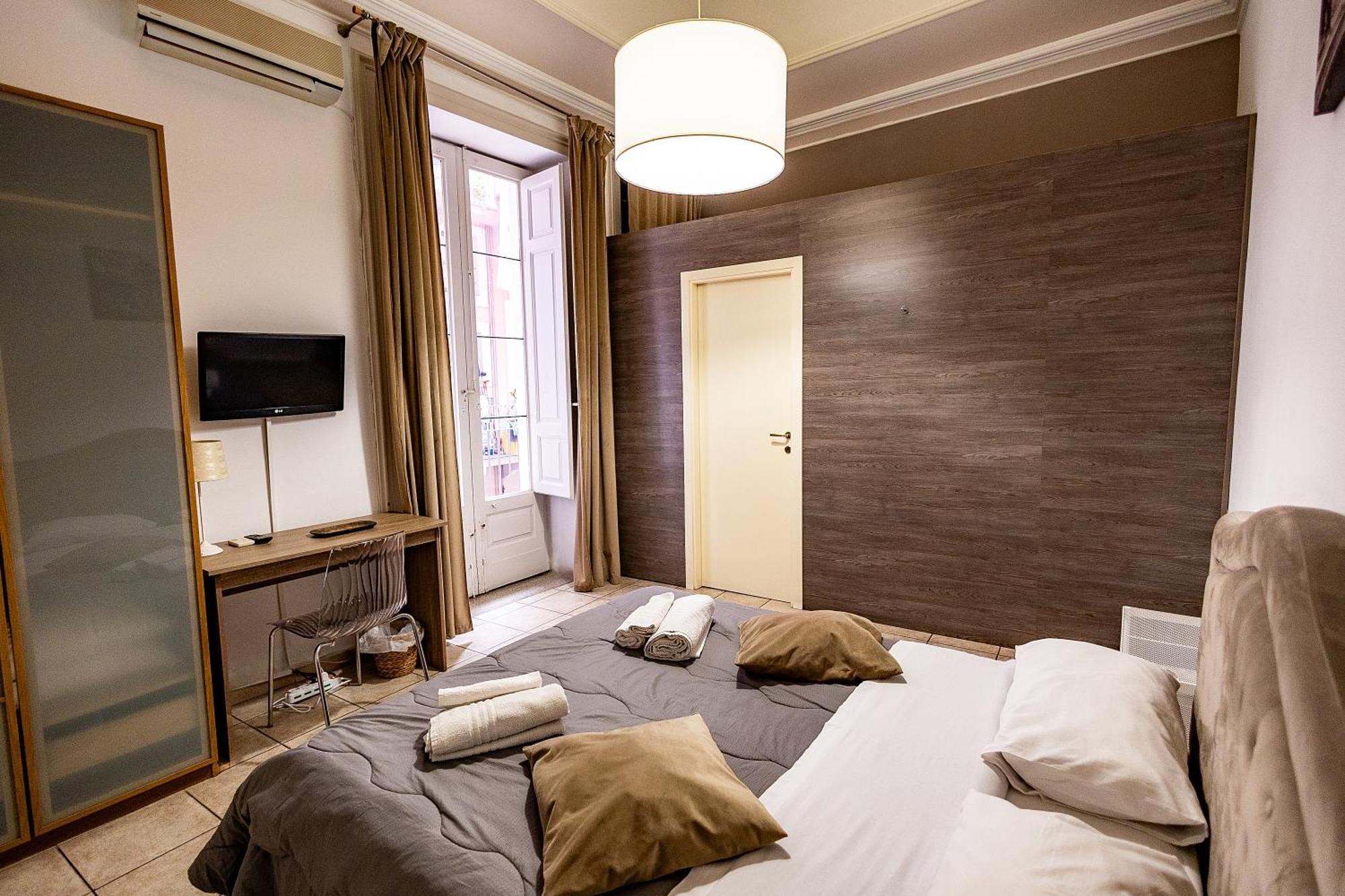 Promenade B&B คาตาเนีย ภายนอก รูปภาพ